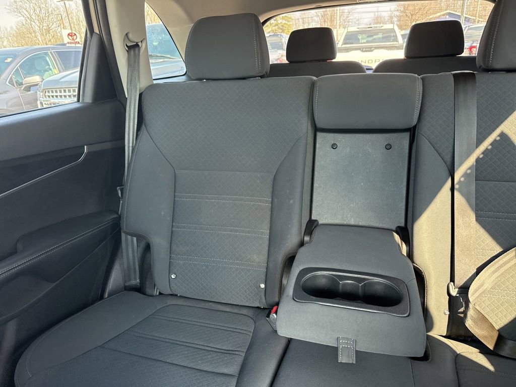 Used 2019 Kia Sorento LX image 14