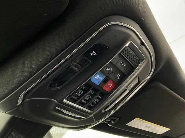 Used 2022 Jeep Wagoneer Series III w/ Premium Group I AWD/4WD image 23
