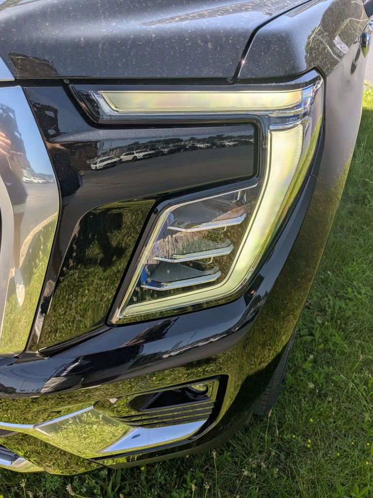 New 2025 GMC Yukon XL Denali w/ Sun & Power Step Package image 7