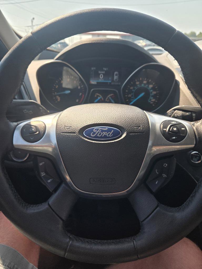 Used 2014 Ford Escape Titanium w/ Equipment Group 401A image 19
