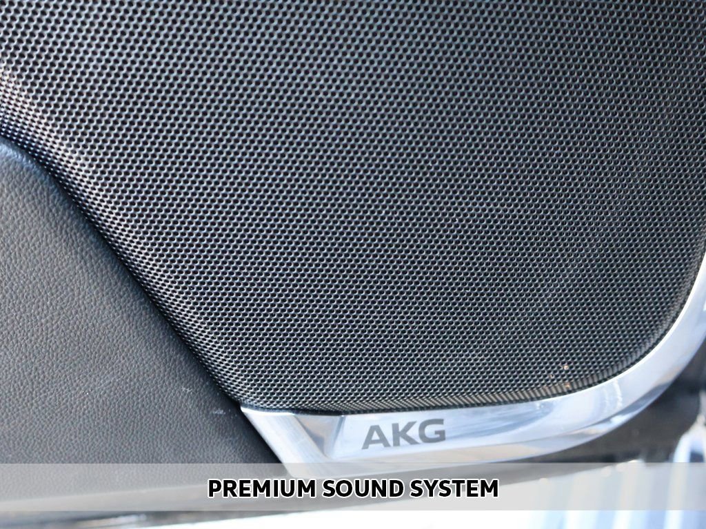 Used 2021 Cadillac Escalade Premium Luxury Platinum image 6