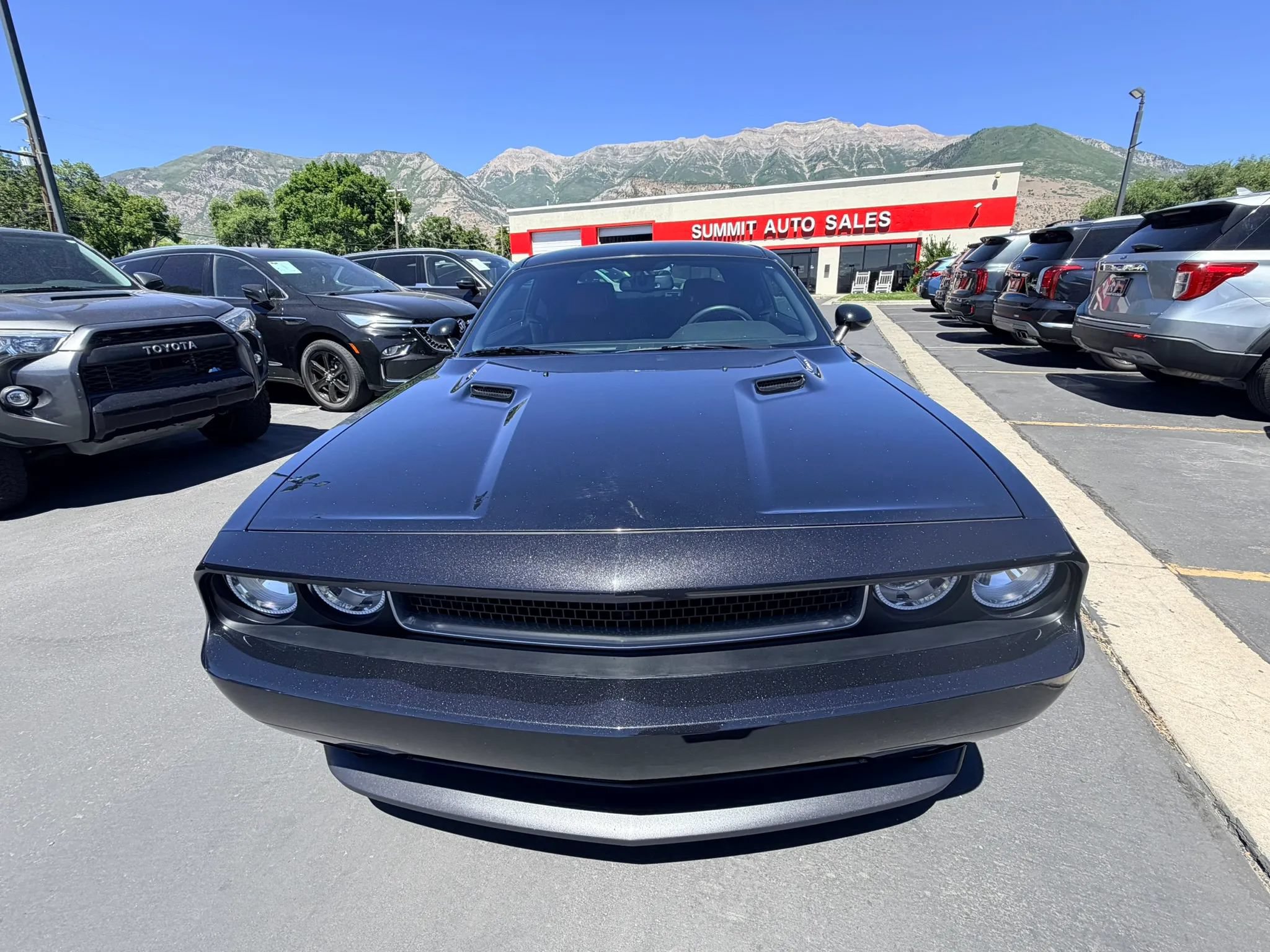 Used 2013 Dodge Challenger R/T RWD image 9