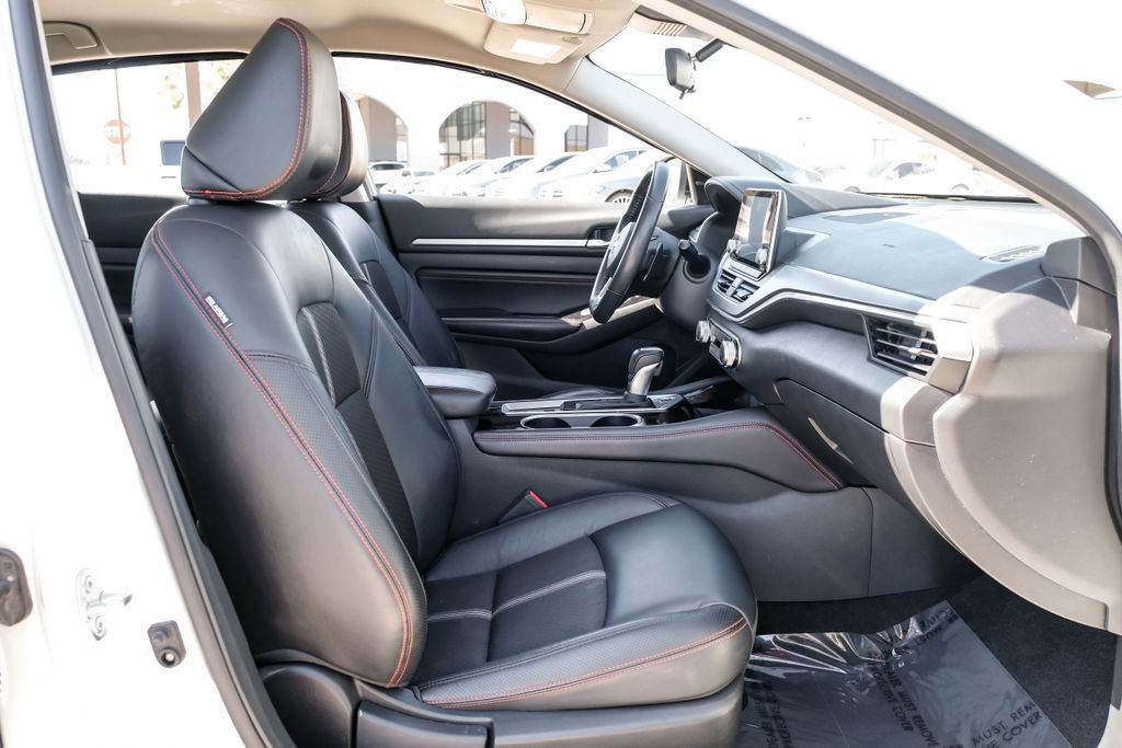 Used 2023 Nissan Altima 2.5 SR image 33