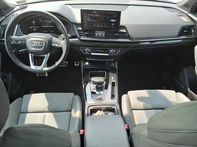 Certified 2022 Audi SQ5 Premium Plus w/ Premium Plus Package AWD/4WD image 11