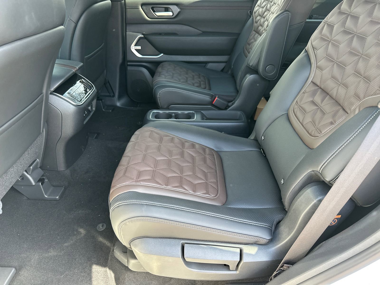 New 2026 Nissan Armada Platinum w/ Convenience Package image 24