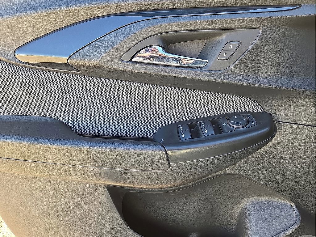 Used 2021 Chevrolet TrailBlazer LT w/ Convenience Package image 21