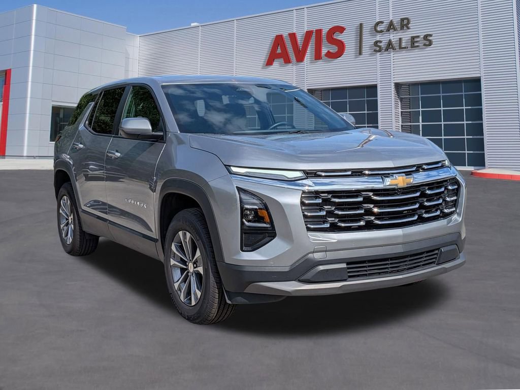 Used 2025 Chevrolet Equinox LT AWD/4WD image 3