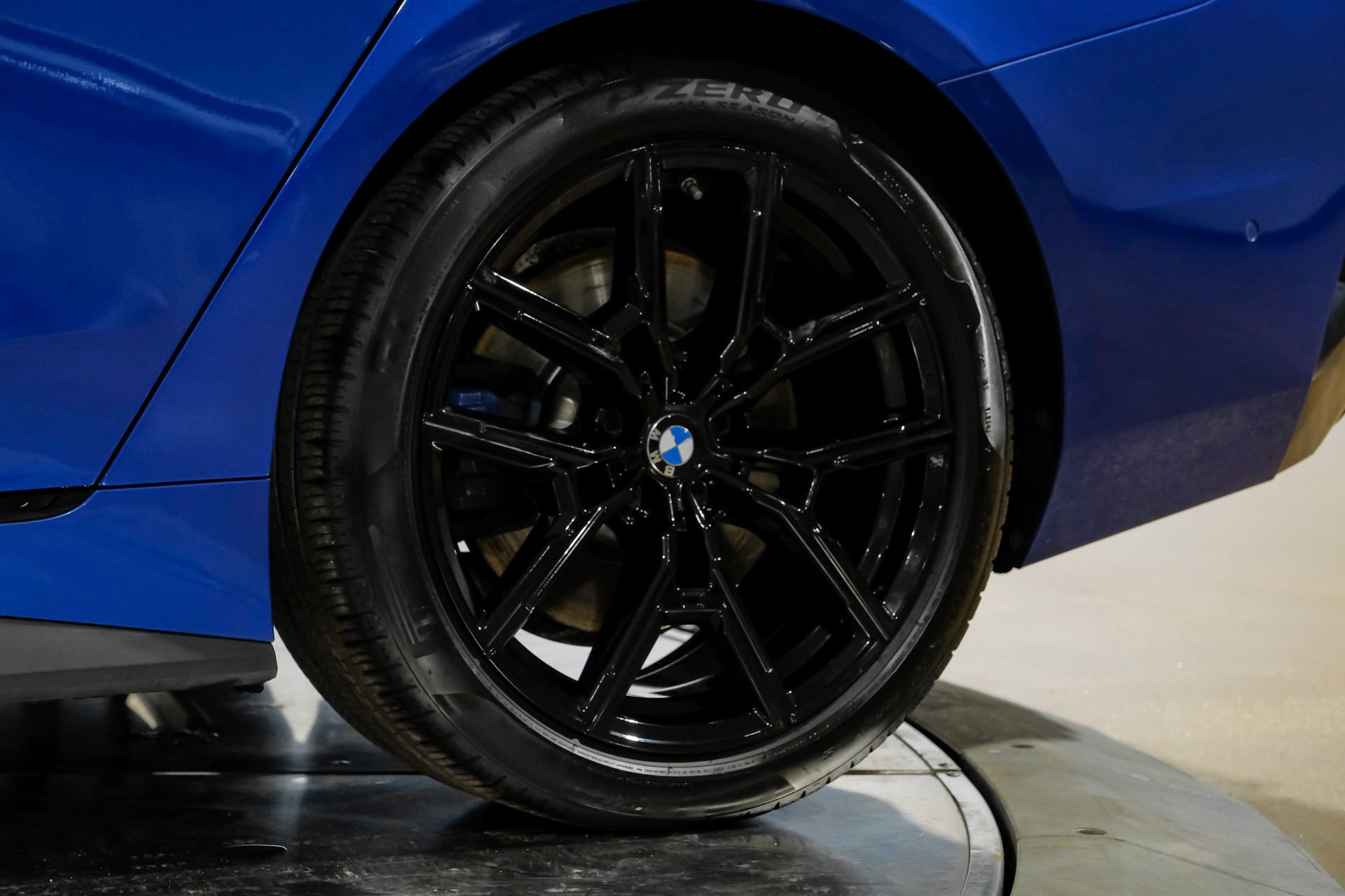 Used 2025 BMW M440i RWD image 63