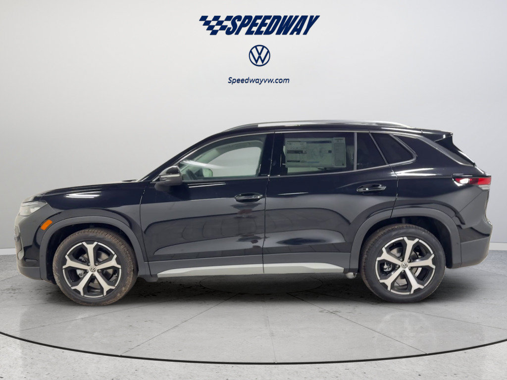 New 2026 Volkswagen Tiguan SE FWD image 10