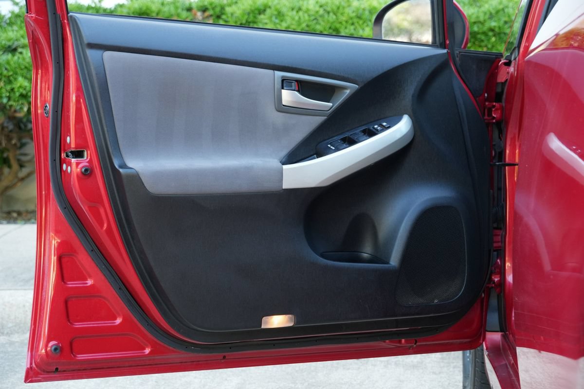 Used 2013 Toyota Prius Three FWD image 36