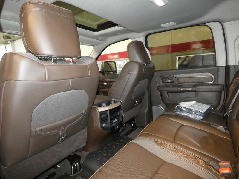 New 2025 RAM 3500 Longhorn image 31