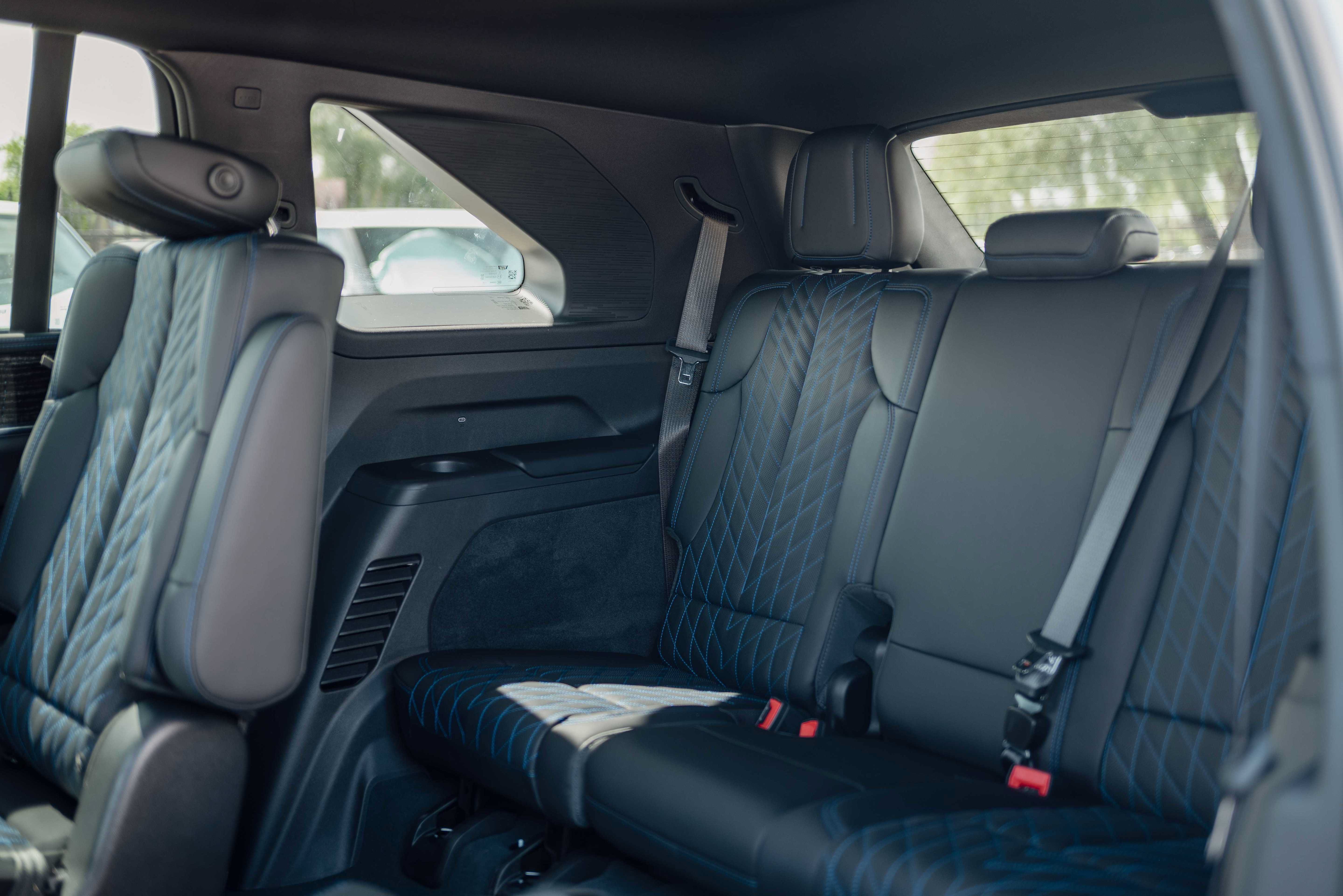 Used 2026 Cadillac Escalade IQ Sport 1 AWD/4WD image 15