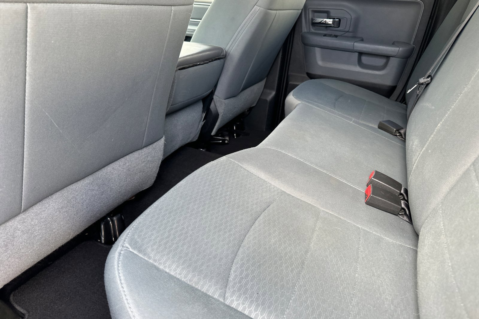 Used 2017 RAM 1500 Classic SLT image 14