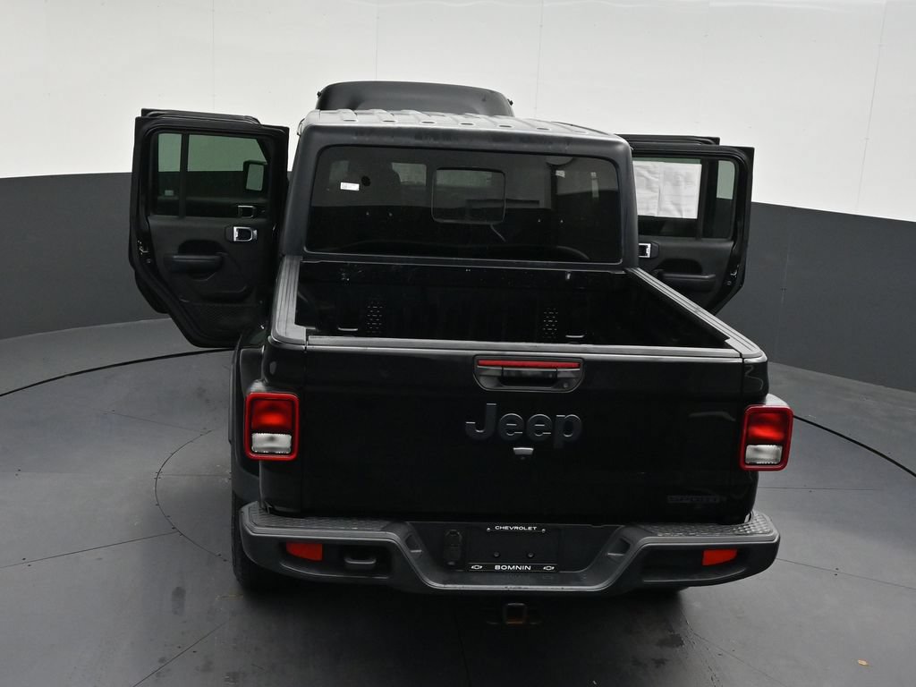 Used 2021 Jeep Gladiator Sport AWD/4WD image 39