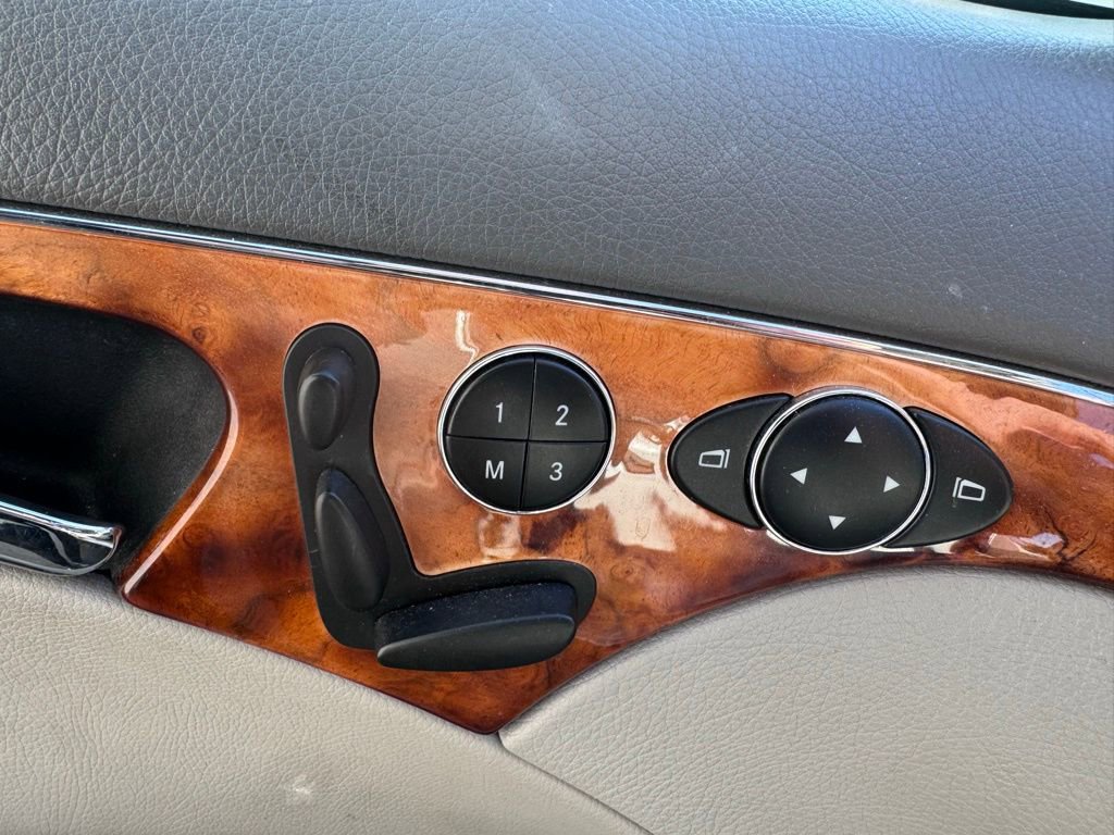 Used 2007 Mercedes-Benz E 320 BlueTEC Sedan image 13