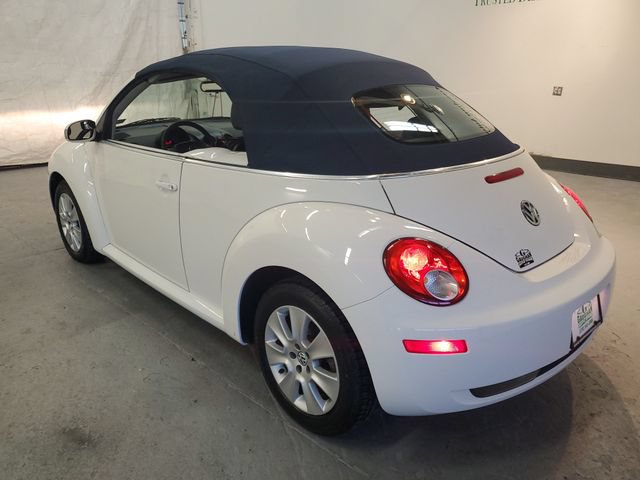 Used 2009 Volkswagen Beetle S FWD image 7