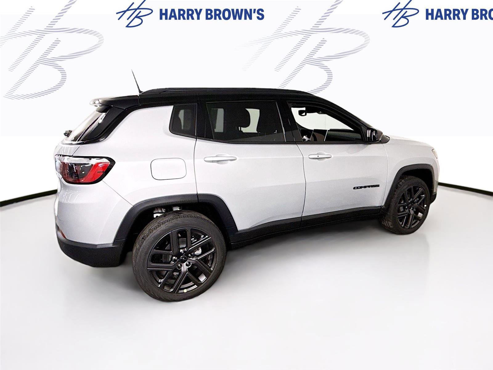 New 2026 Jeep Compass Limited AWD/4WD image 31