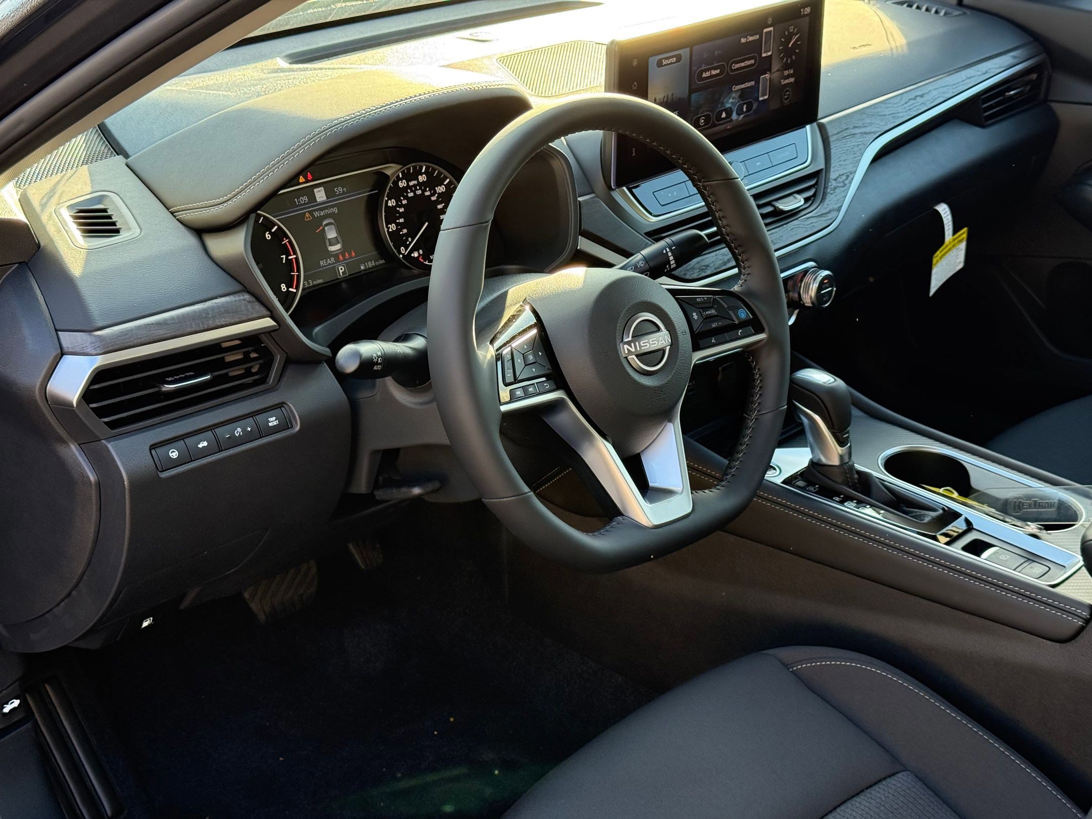 New 2025 Nissan Altima 2.5 SV w/ SV Premium Package image 3