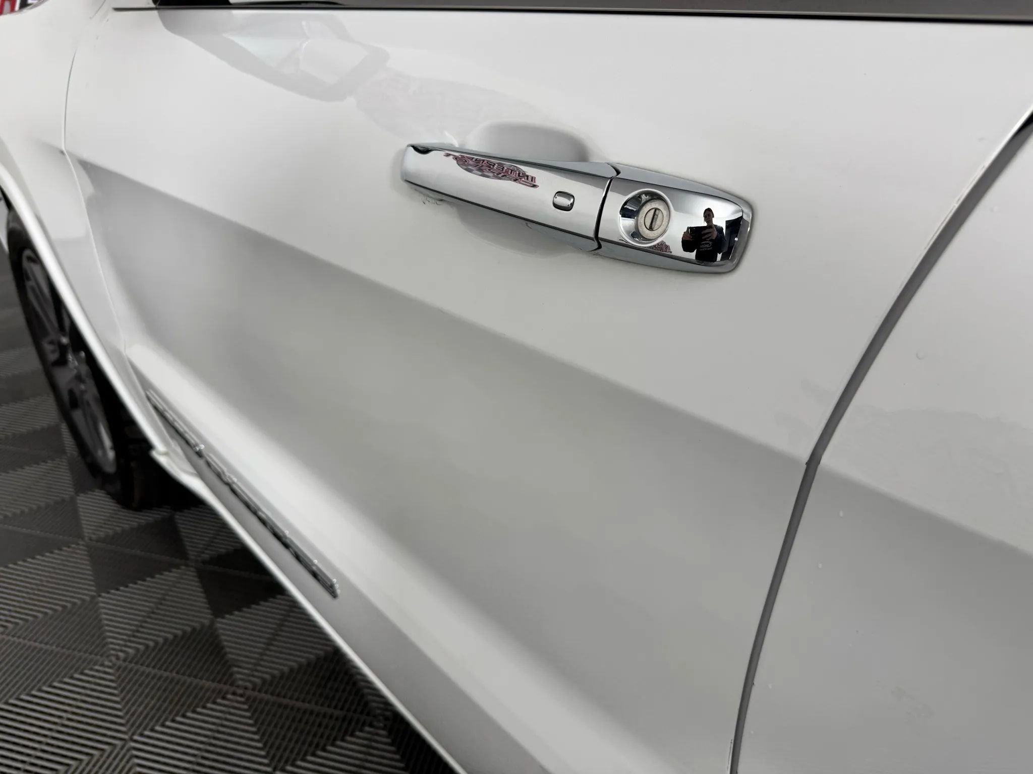 Used 2018 Jeep Grand Cherokee Overland image 28