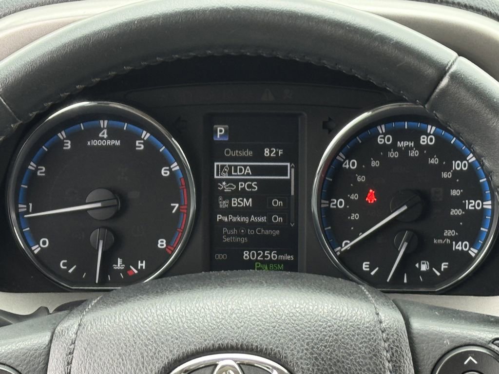 Used 2017 Toyota RAV4 Limited FWD image 16