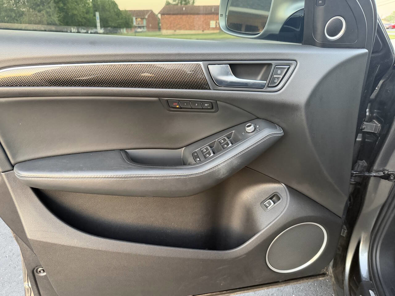 Used 2015 Audi SQ5 Premium Plus AWD/4WD image 18