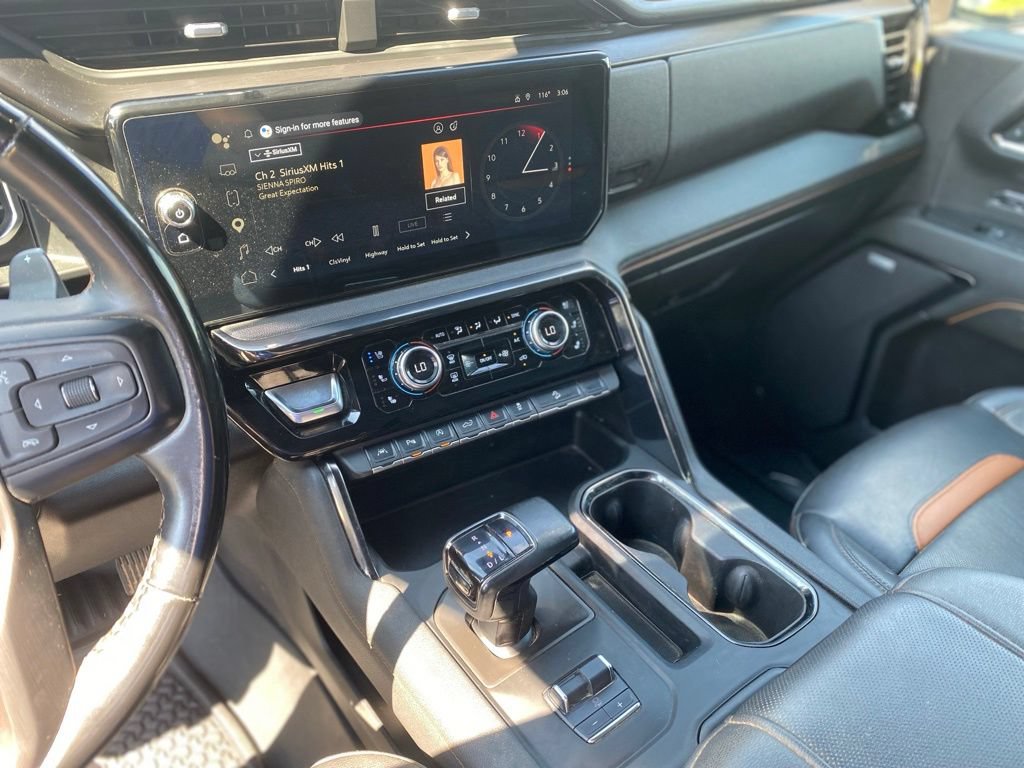 Used 2024 GMC Sierra 1500 AT4 w/ Technology Package AWD/4WD image 23