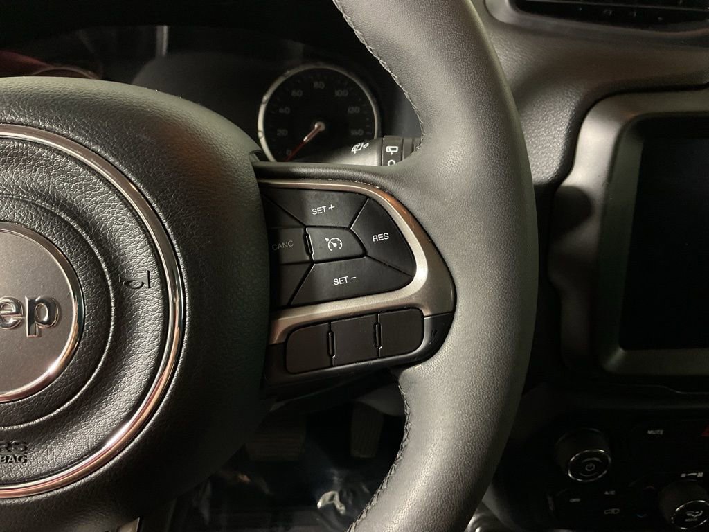 Used 2022 Jeep Renegade Latitude image 25