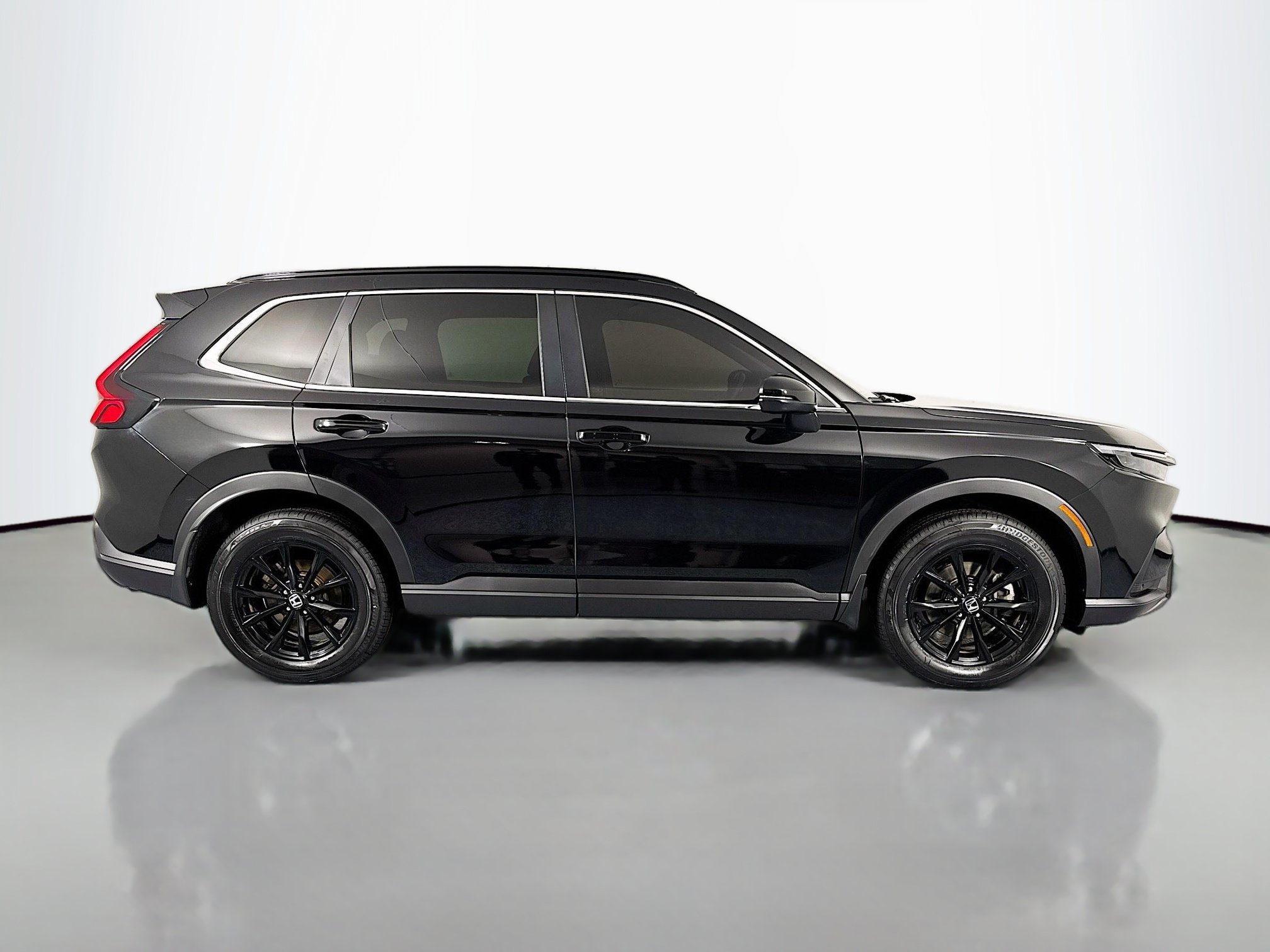 Certified 2025 Honda CR-V Sport-L image 4
