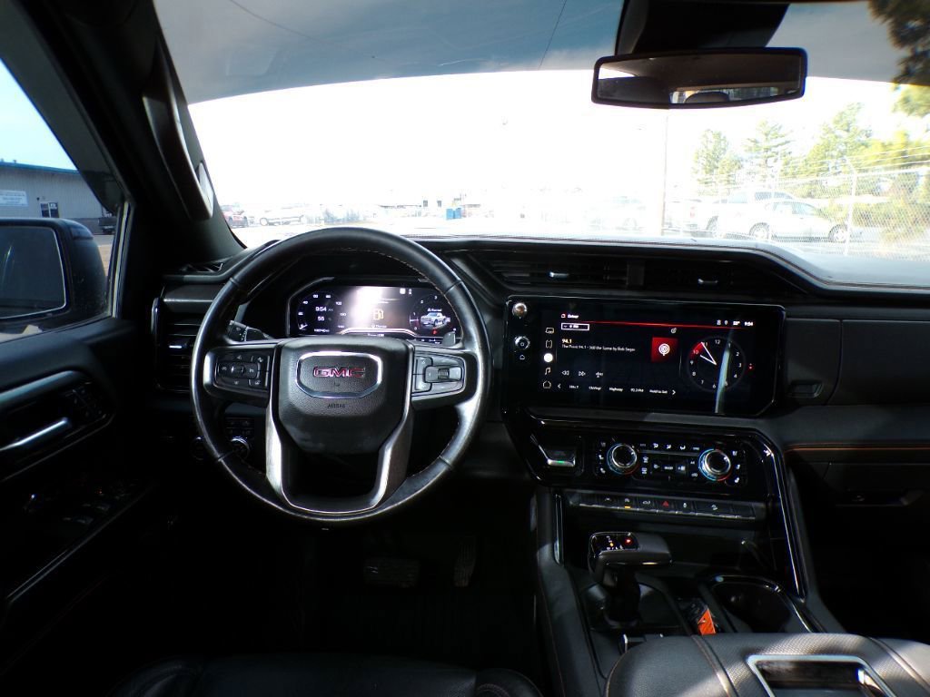 Used 2022 GMC Sierra 1500 AT4 w/ AT4 Preferred Package image 15
