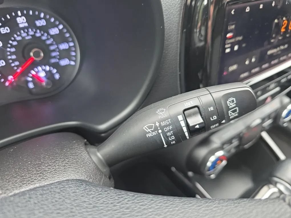 Used 2022 Kia Soul GT-Line FWD image 23