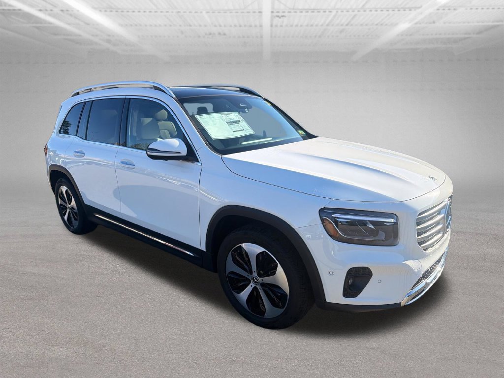 New 2026 Mercedes-Benz GLB 250 4MATIC image 7