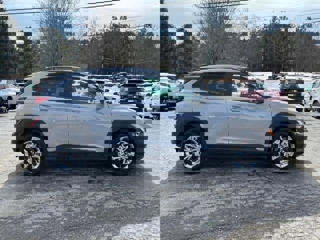 Used 2023 Hyundai Kona SEL w/ Convenience Package image 8