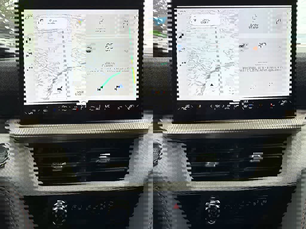 New 2026 Ford Explorer Active image 27