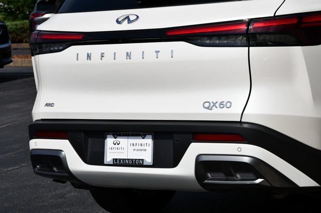 Used 2025 INFINITI QX60 Sensory w/ Vision Package AWD/4WD image 31