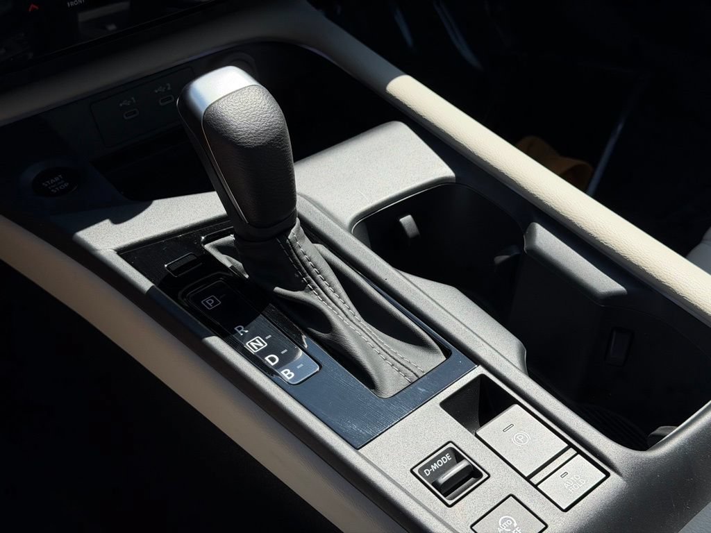 New 2026 Nissan Sentra SL w/ Floor Mat Package FWD image 30
