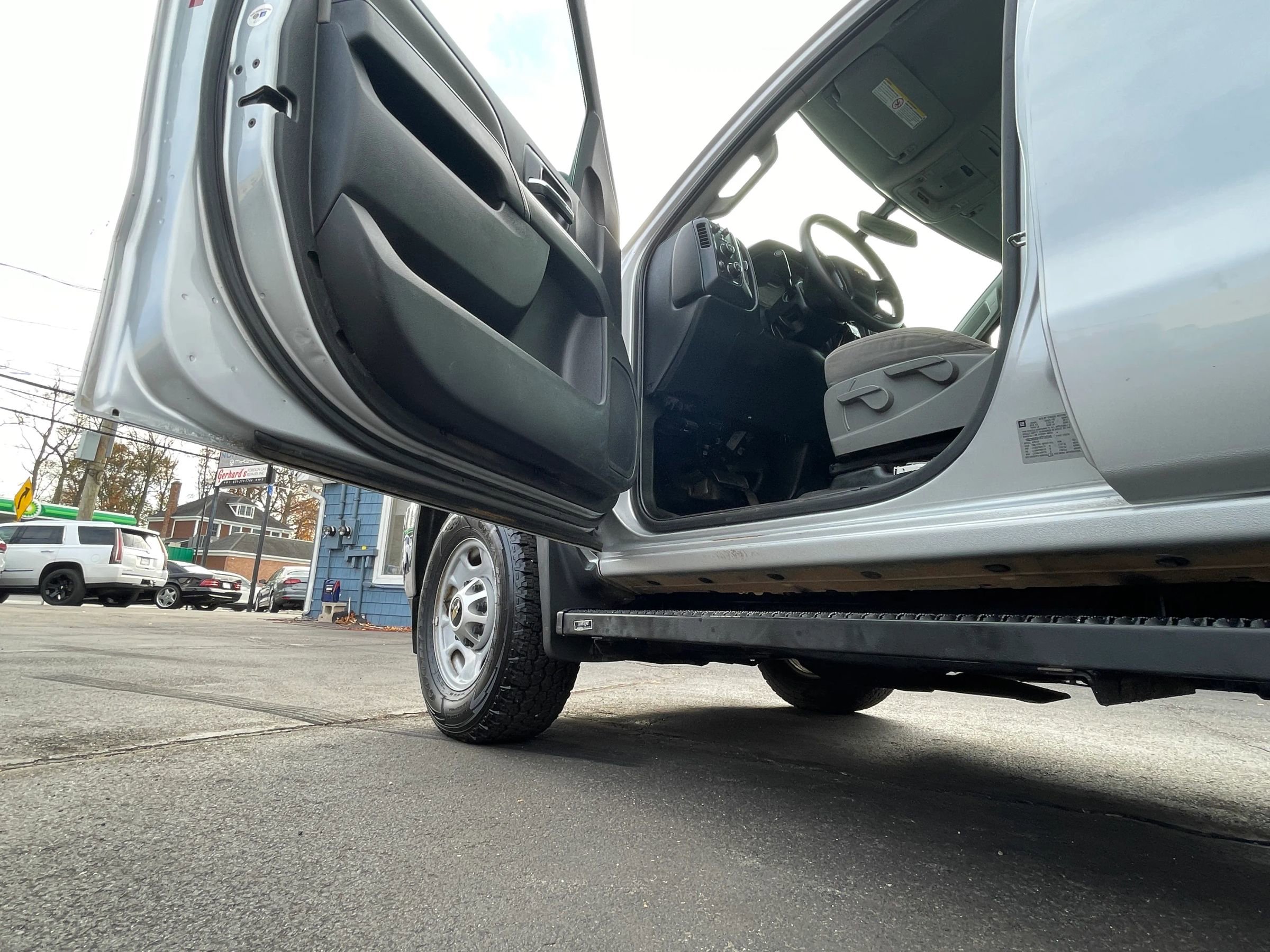 Used 2015 Chevrolet Silverado 2500 W/T w/ Snow Plow Prep Package image 28