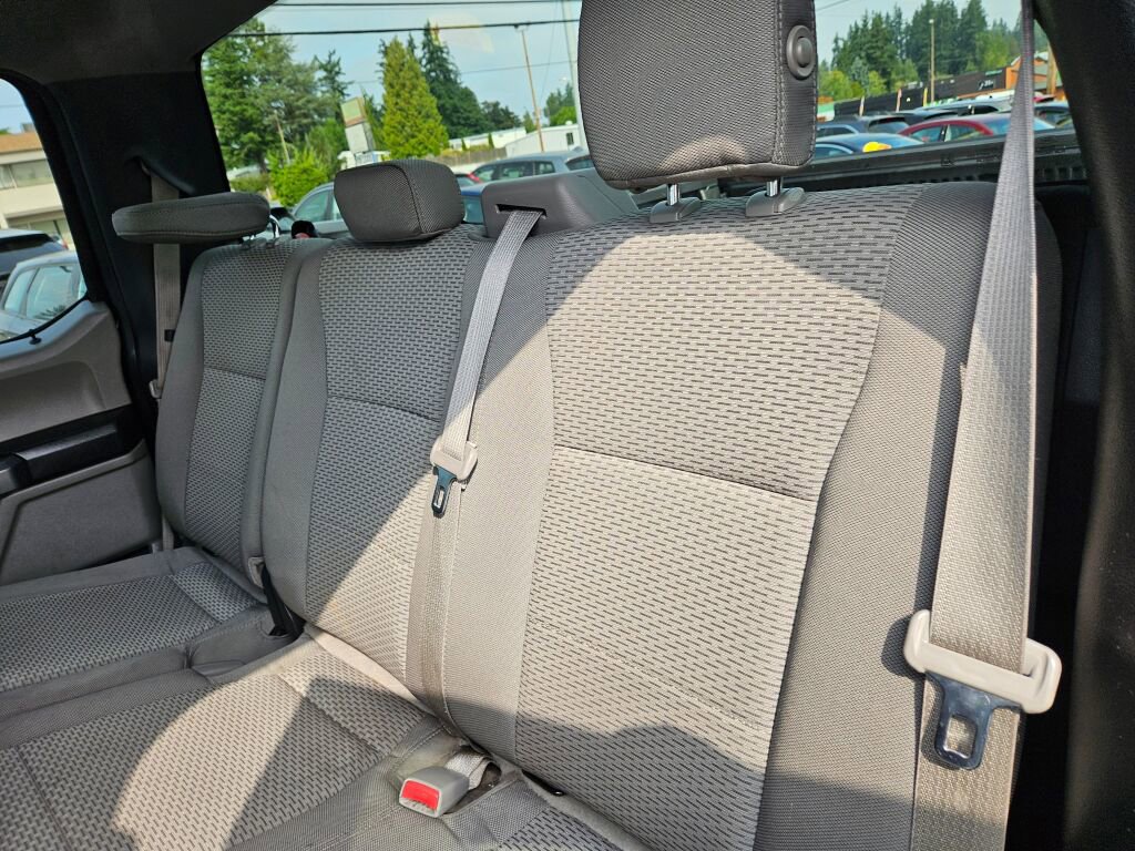 Used 2016 Ford F150 XLT image 14