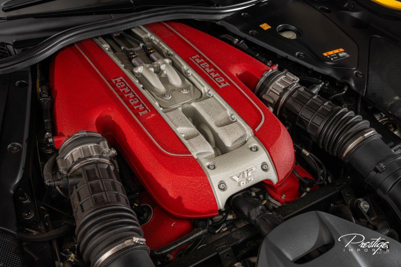 Used 2018 Ferrari 812 Superfast image 27