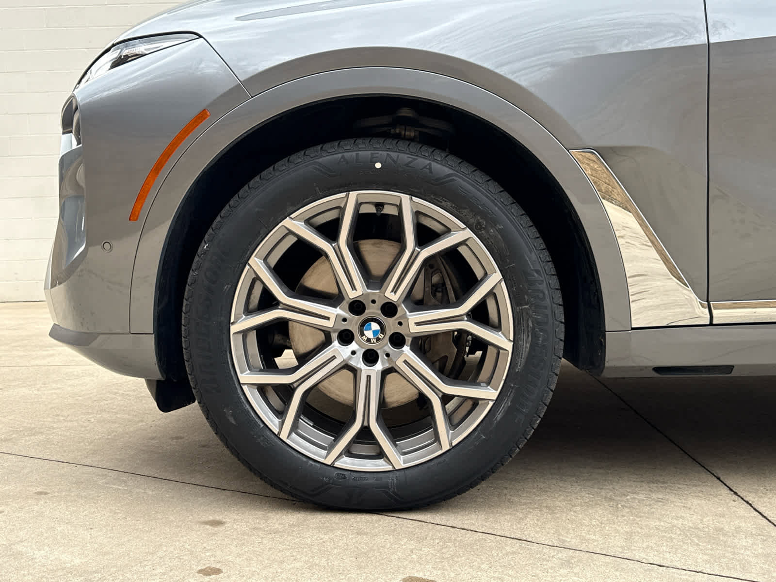 Certified 2023 BMW X7 xDrive40i w/ Premium Package AWD/4WD image 6