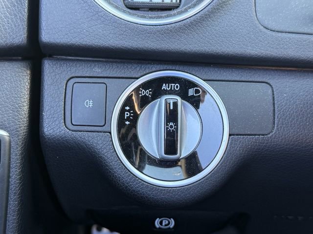 Used 2013 Mercedes-Benz C 300 4MATIC Sedan image 23