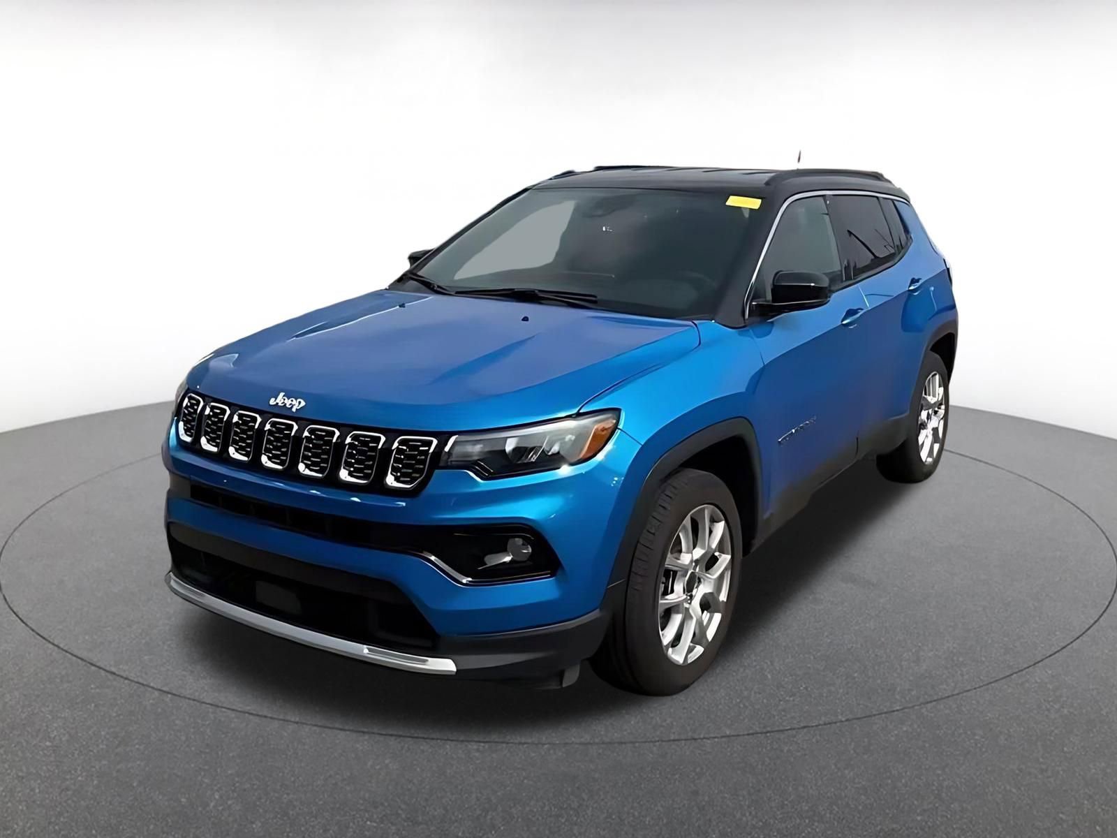 Used 2025 Jeep Compass Limited AWD/4WD image 7