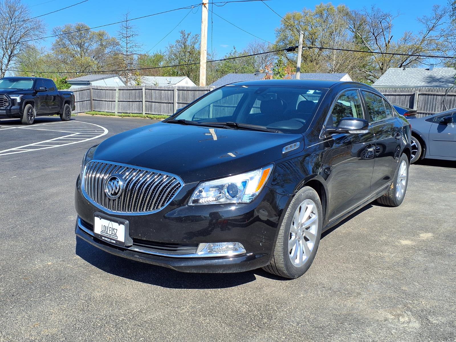 Used 2016 Buick LaCrosse Premium image 30