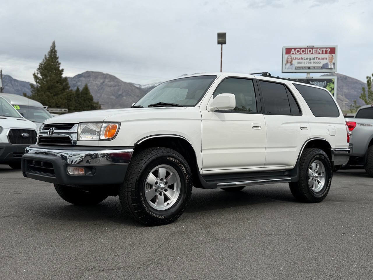 Used 2002 Toyota 4Runner SR5 image 1