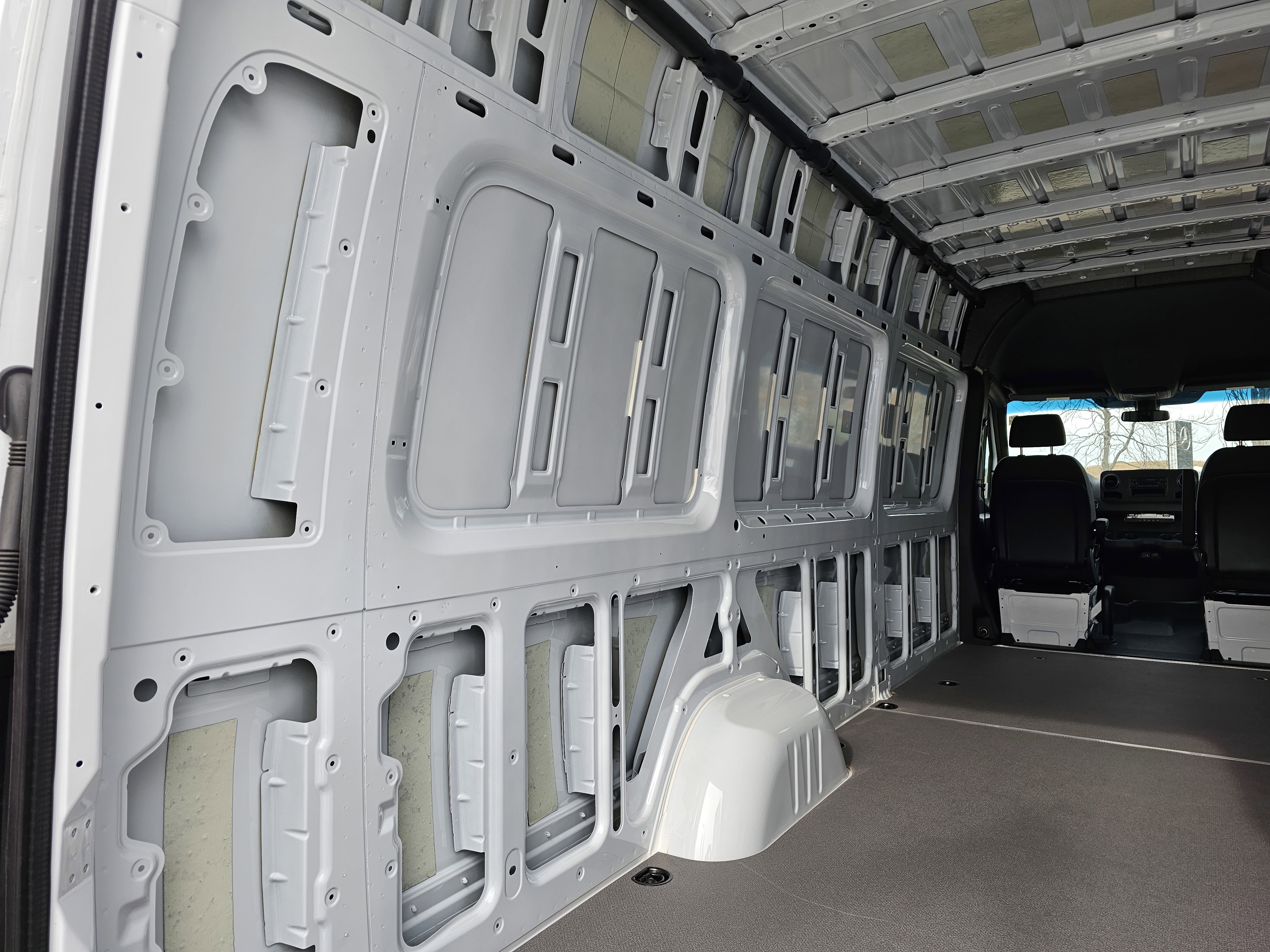 New 2025 Mercedes-Benz Sprinter 2500 image 18