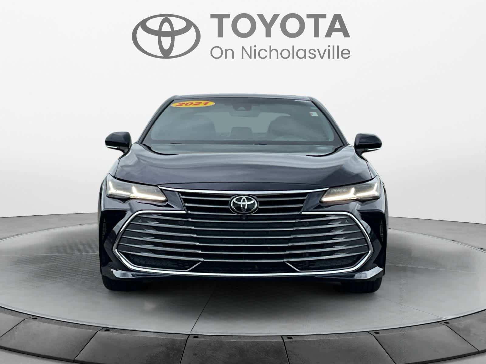 Used 2021 Toyota Avalon Limited w/ Advanced Safety Package FWD image 8
