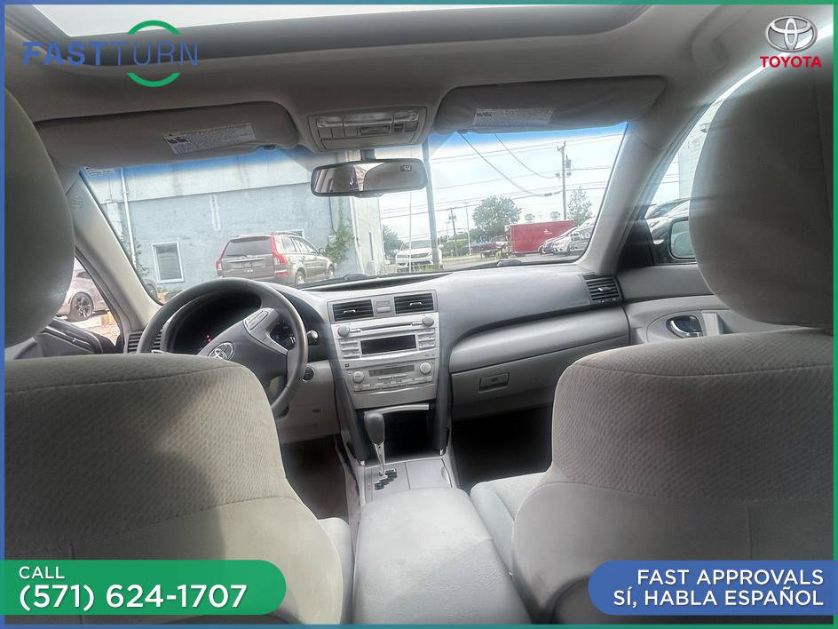 Used 2010 Toyota Camry Hybrid FWD image 32