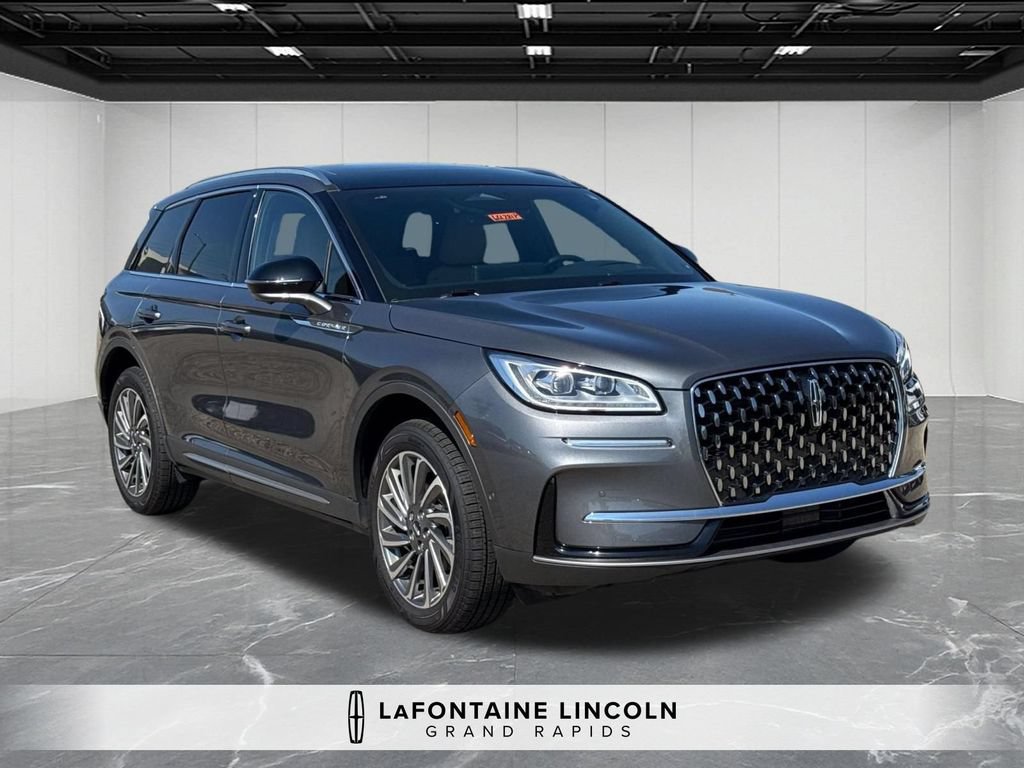 Used 2023 Lincoln Corsair Reserve w/ Equipment Group 202A AWD/4WD image 7