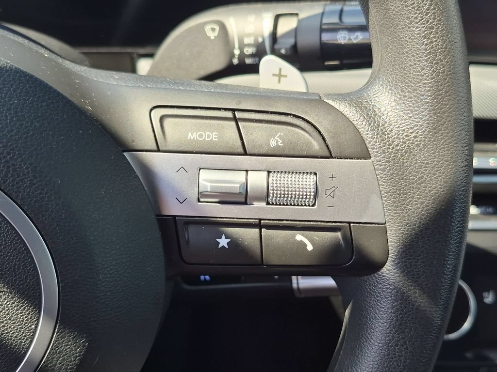 Used 2025 Hyundai Sonata SEL FWD image 22