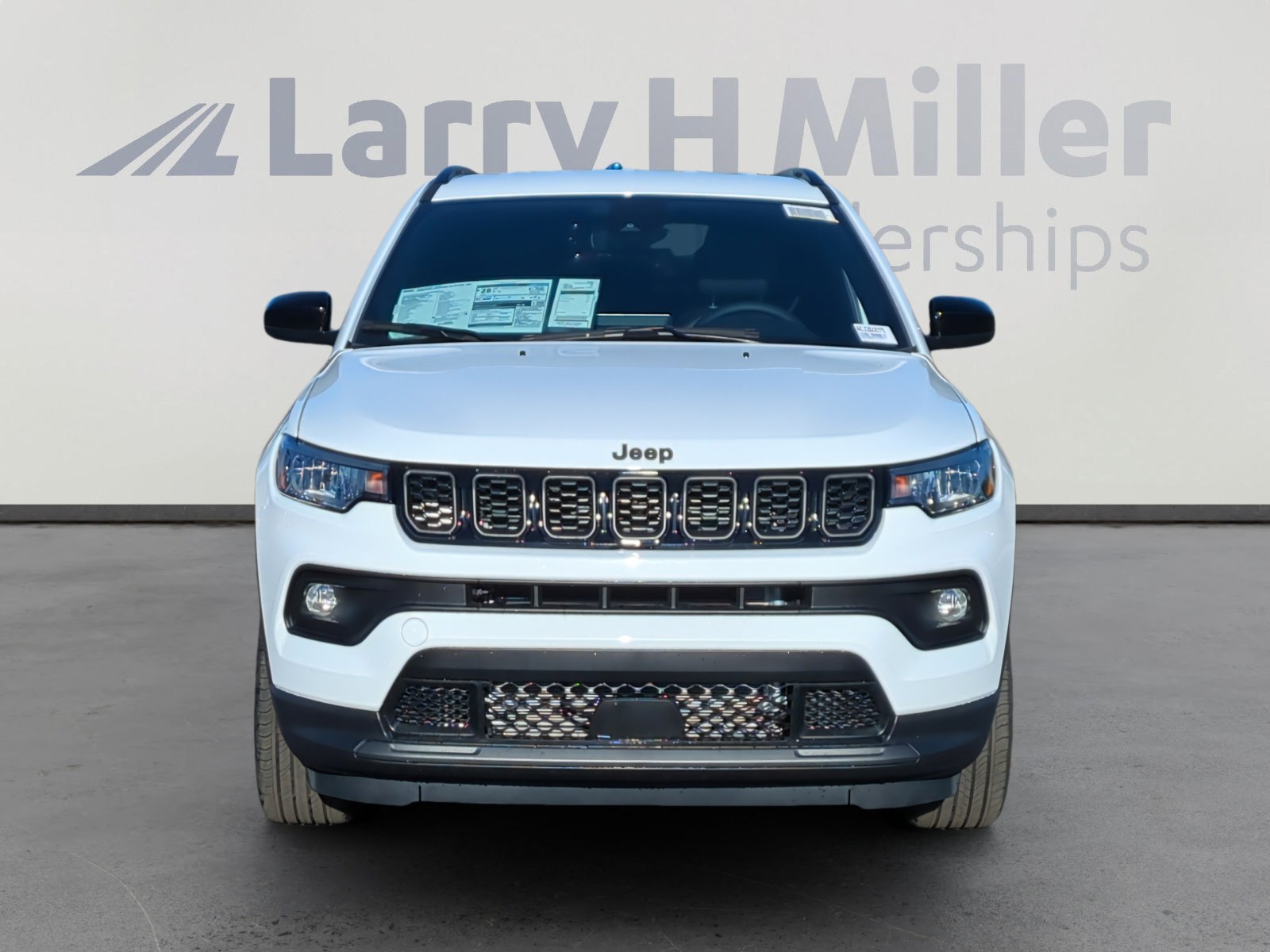New 2026 Jeep Compass Latitude image 8