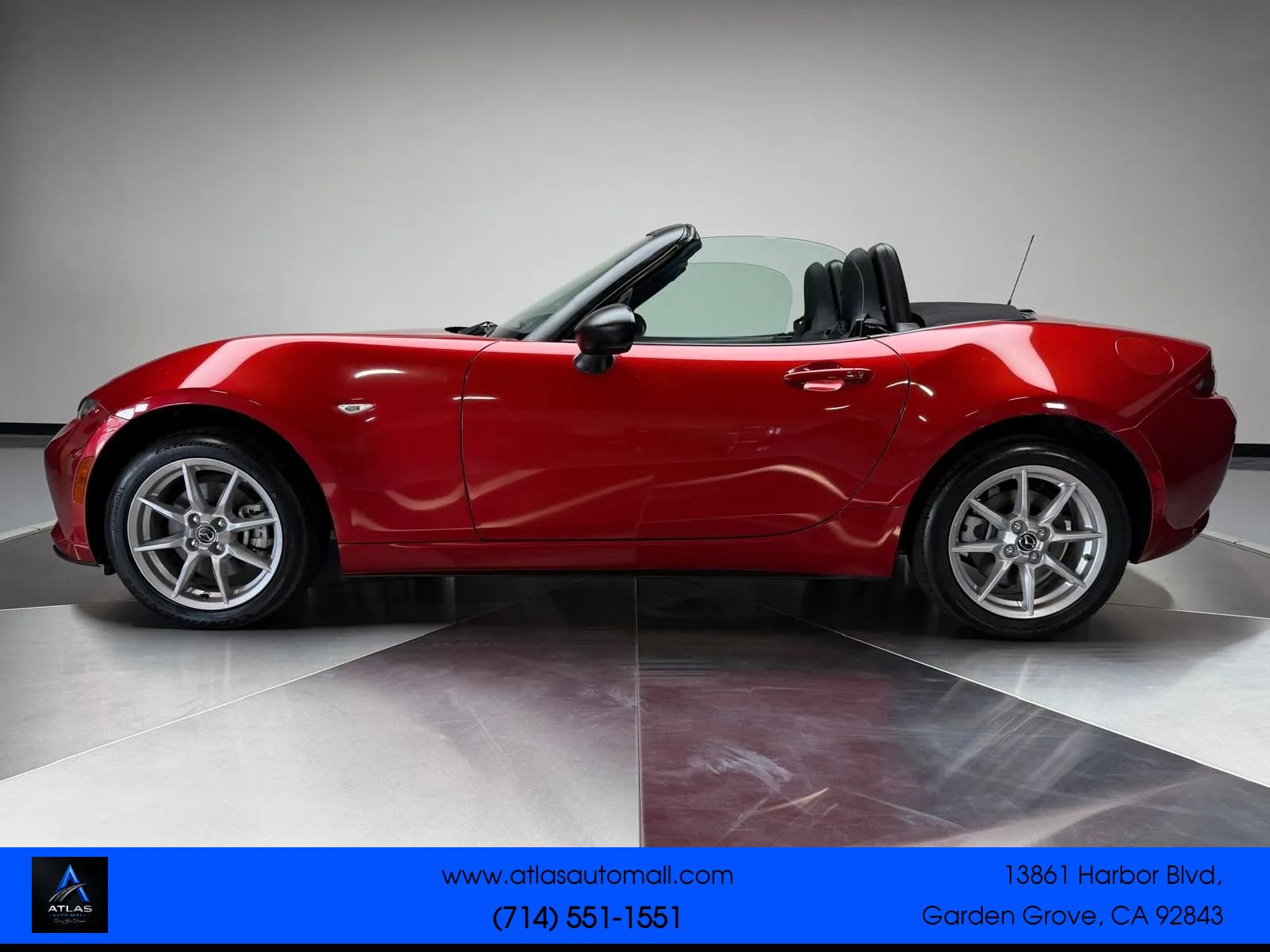 Used 2016 MAZDA MX-5 Miata Sport RWD image 4